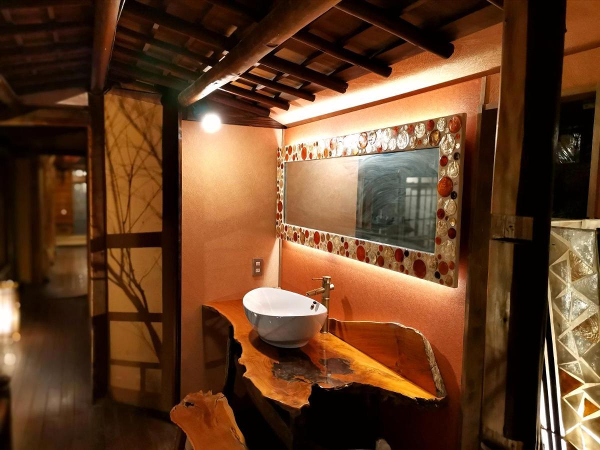 Kominka Mitsuhama Ryokan Macujama Exteriér fotografie